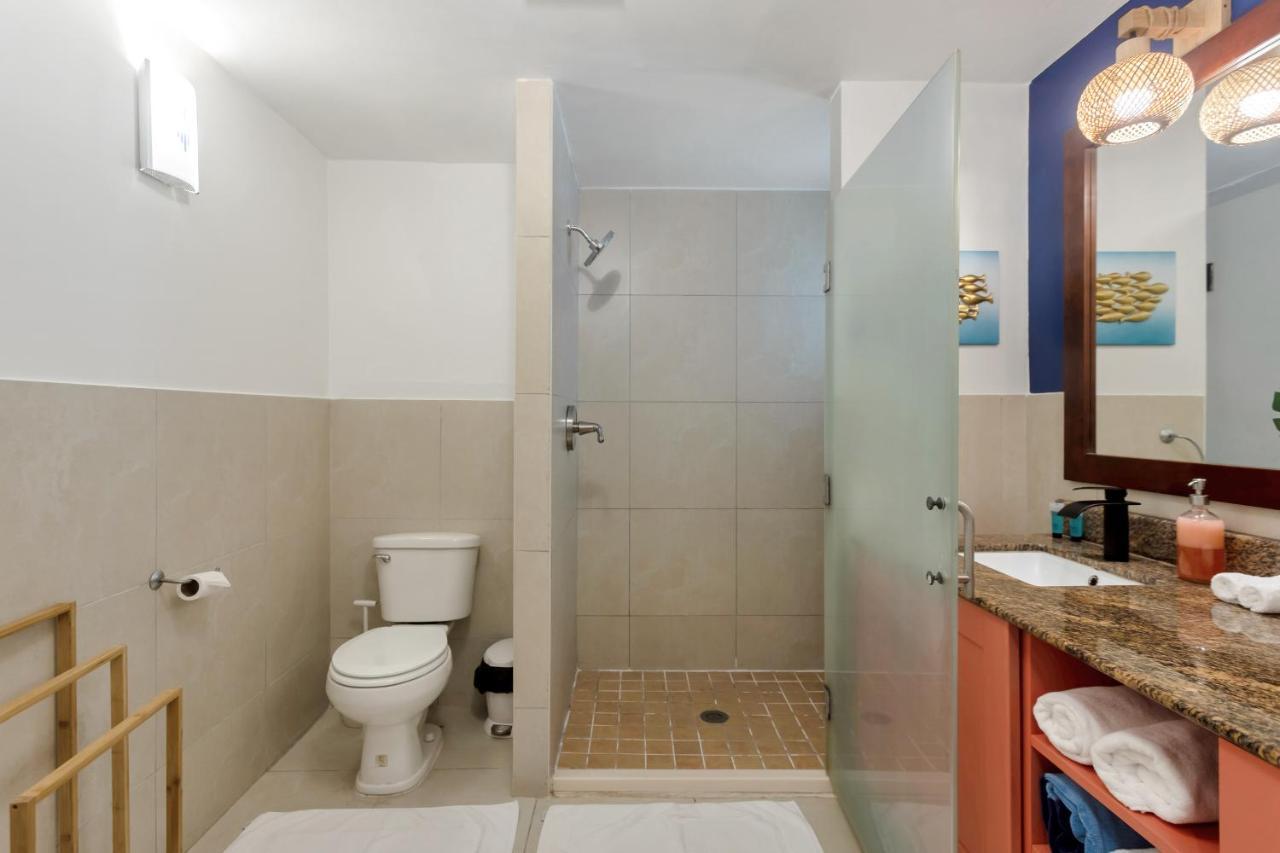 Maho Beach House - Luxe 1-Bedroom - Ocean View Екстер'єр фото